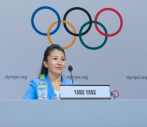 杨扬参与了国际奥委会（IOC）主席巴赫与运动员代表召开的电话会议